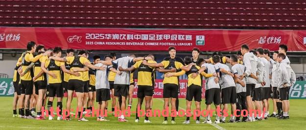 半岛体育-郭艾伦参与CBA足球项目?跨界热议事件回顾