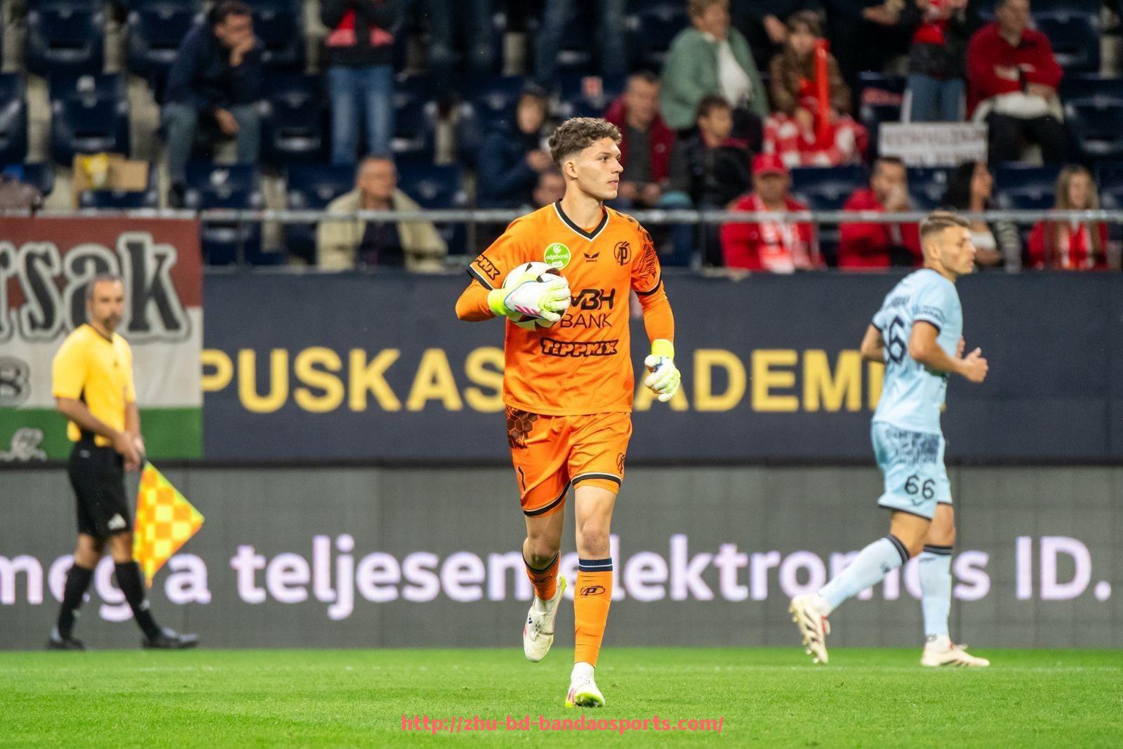 半岛体育-2019年火箭队对奇才比赛全场战况汇总