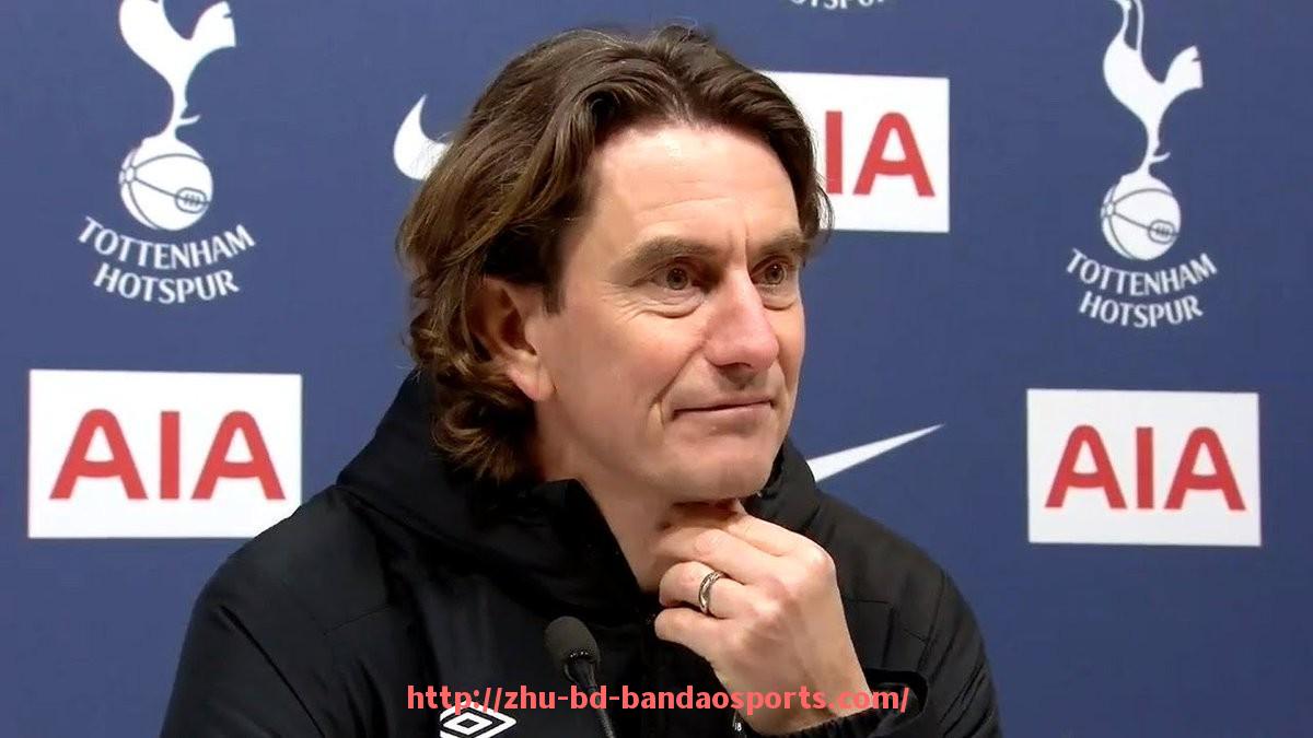 半岛体育-世俱杯比赛中球员防守盯人战术执行力与对抗能力研究