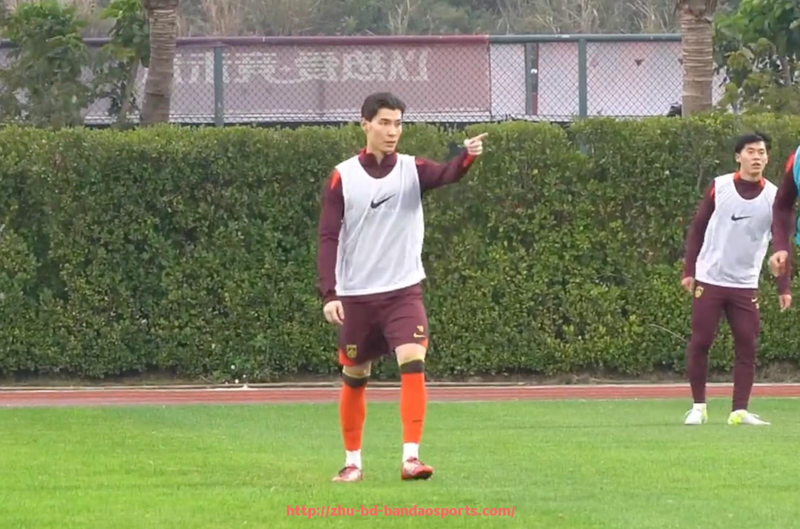 半岛体育-世俱杯各队平均换人时间与球员个人状态变化的相关性研究