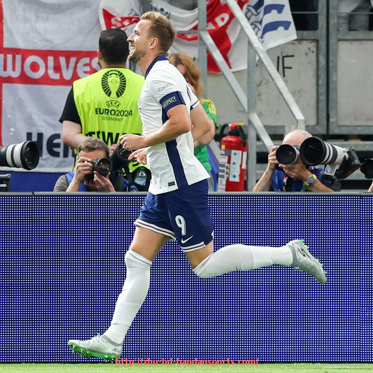 半岛体育-世俱杯比赛技术动作数据的综合分析与应用